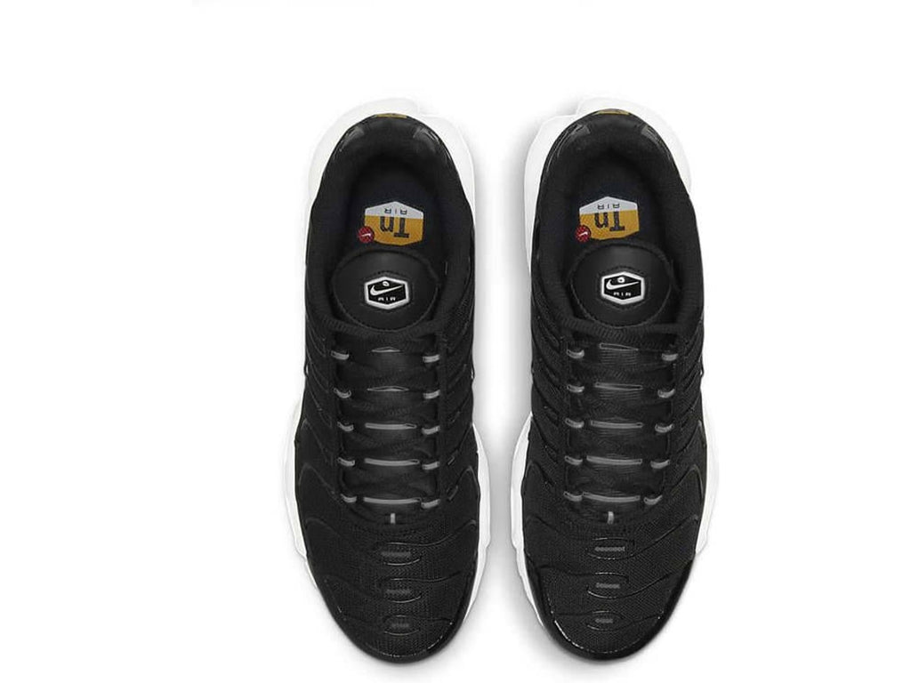 Nike Air Max Plus – Black / White (Women)