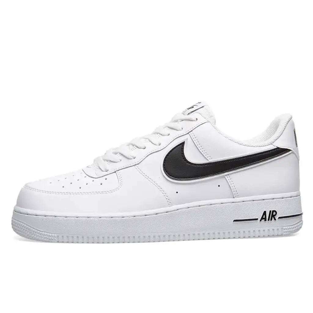 Nike Air Force 1 Low ‘07 – Black Swoosh