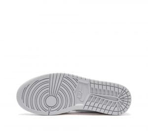 Air Jordan 1 Retro High OG “Turbo Green” — Consigned Luxury Sneaker