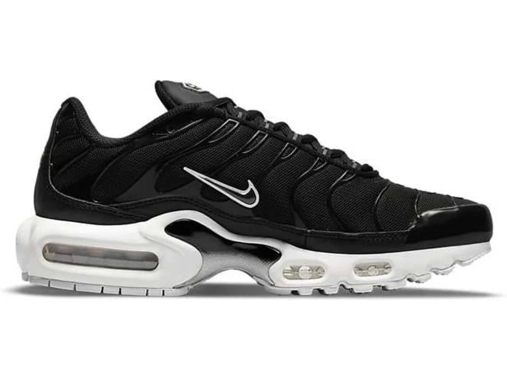 Nike Air Max Plus – Black / White (Women)