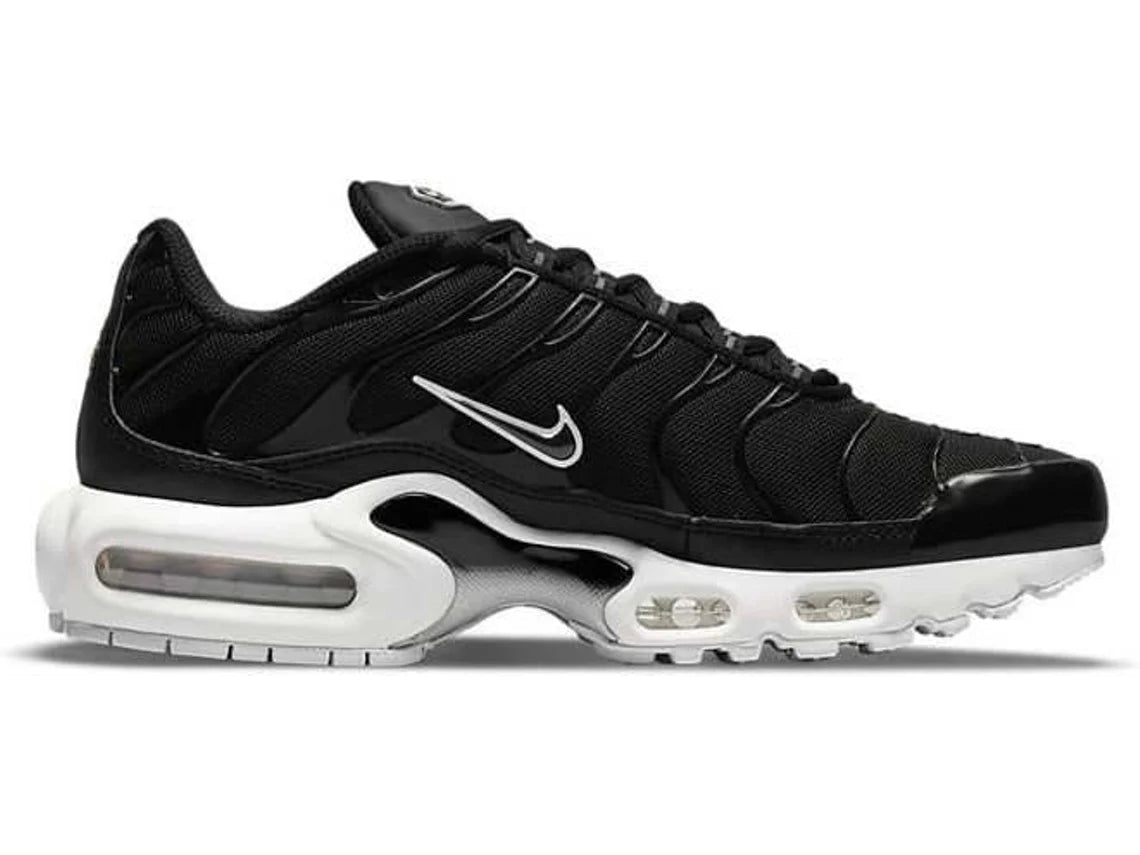 Nike Air Max Plus – Black / White (Women)