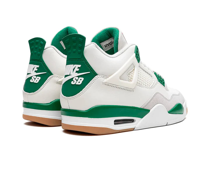 Air Jordan 4 Retro SB “Pine Green”