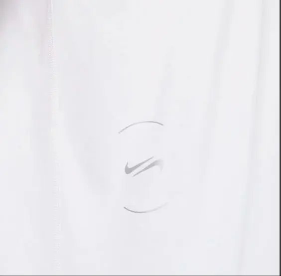 Nike Heritage Graphic T-Shirt – White