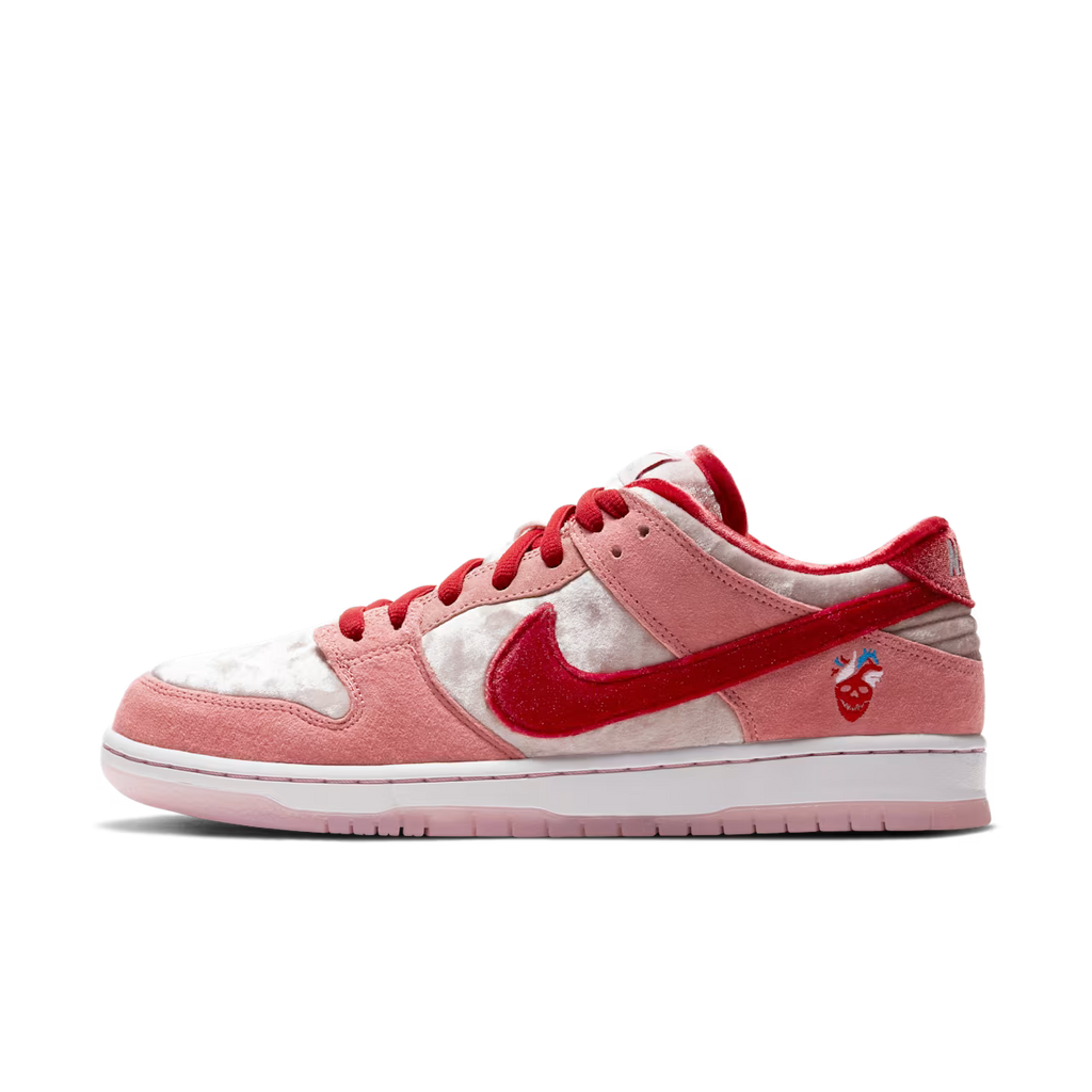 Nike SB Dunk Low “Strangelove”
